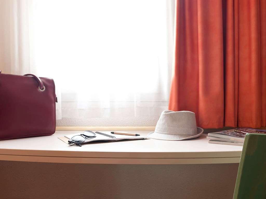 B&B Hotel Bordeaux Merignac Cadera Aeroport Quarto foto